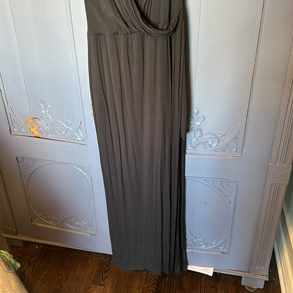 Bloomingdale’s Black Dress - Picture 3 of 7